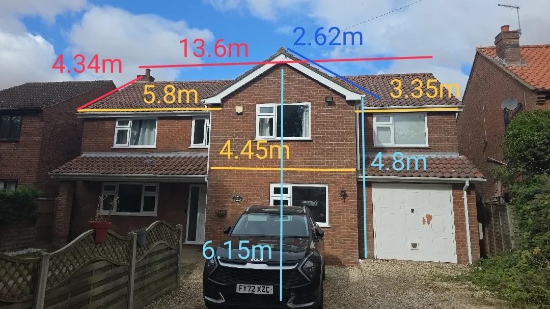Complete house with roof and elevation measurements marked during a Vertex solar survey